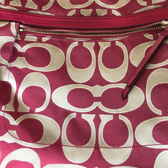 Coach Handbags - Purse